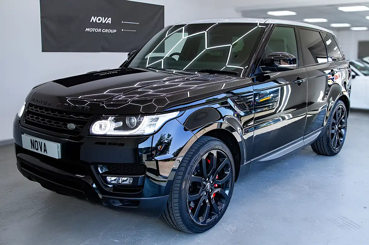 Used 2014 Land Rover Range Rover Sport Hse Dynamic Black - Interior and Exterior details 4