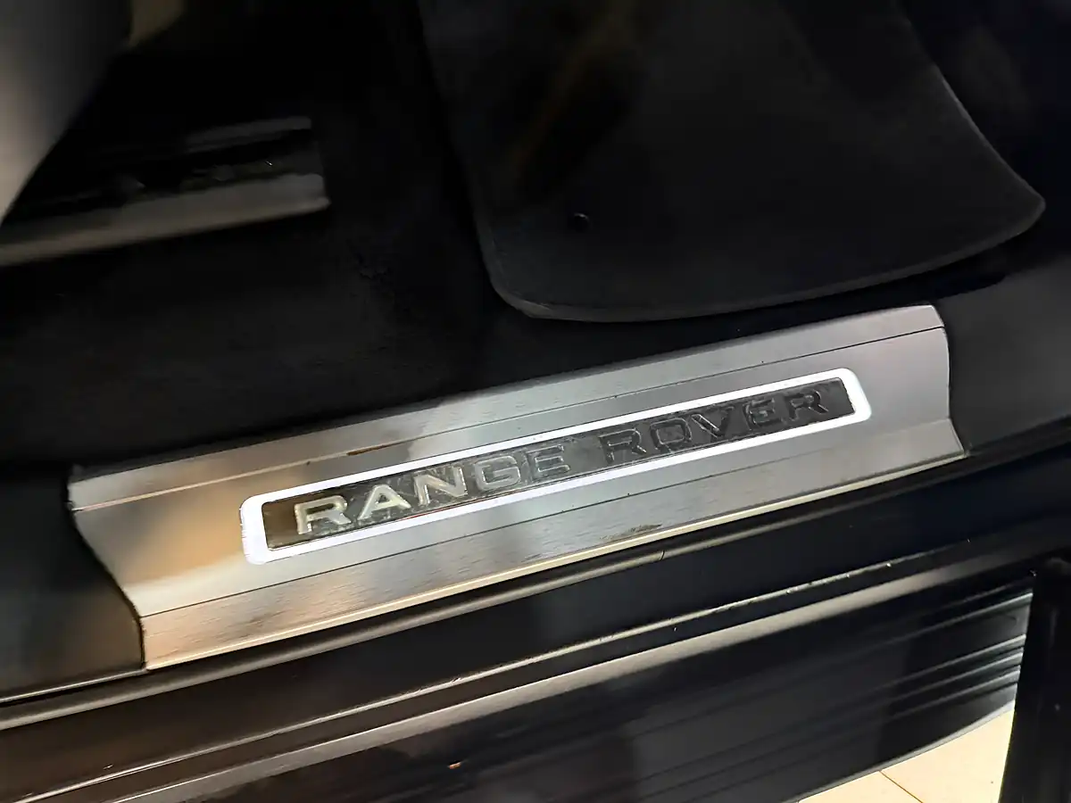 Used 2014 Land Rover Range Rover Sport Hse Dynamic Silver - Interior and Exterior details 18