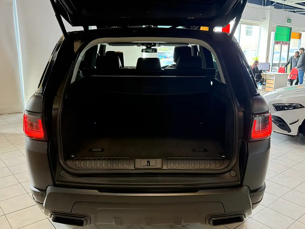 Used 2014 Land Rover Range Rover Sport Hse Dynamic Silver - Interior and Exterior details 9