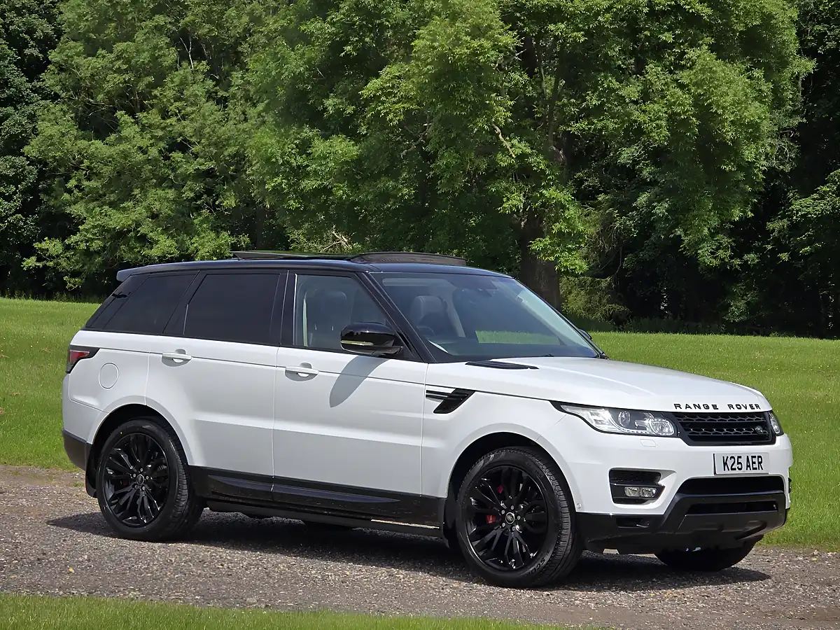 Used 2014 Land Rover Range Rover Sport Hse Dynamic White - Interior and Exterior details 10