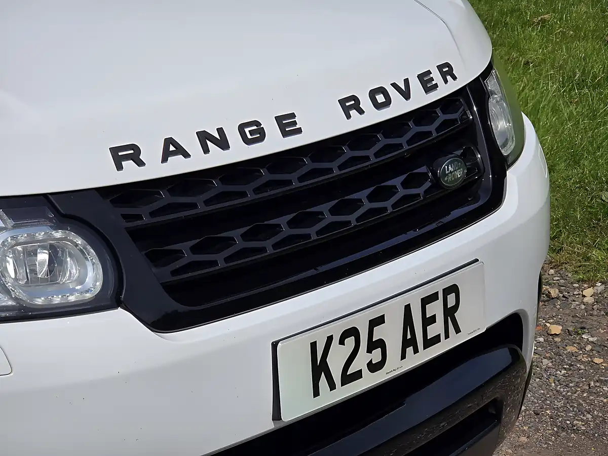Used 2014 Land Rover Range Rover Sport Hse Dynamic White - Interior and Exterior details 15