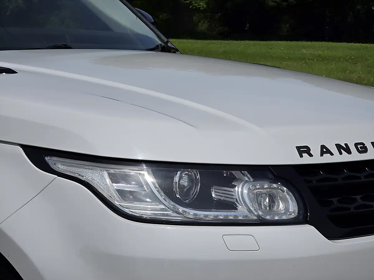 Used 2014 Land Rover Range Rover Sport Hse Dynamic White - Interior and Exterior details 16