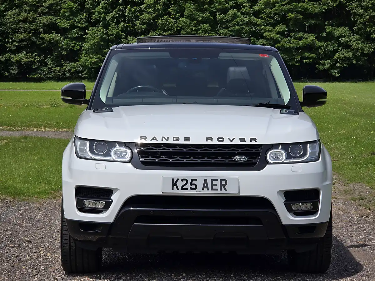 Used 2014 Land Rover Range Rover Sport Hse Dynamic White - Interior and Exterior details 18