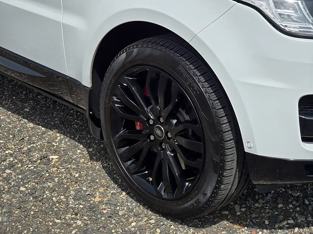Used 2014 Land Rover Range Rover Sport Hse Dynamic White - Interior and Exterior details 19