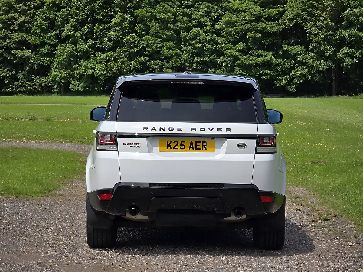 Used 2014 Land Rover Range Rover Sport Hse Dynamic White - Interior and Exterior details 3