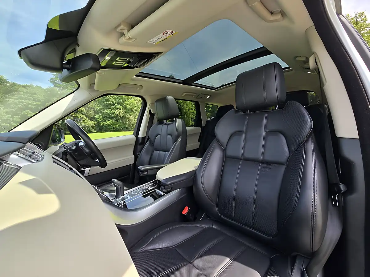 Used 2014 Land Rover Range Rover Sport Hse Dynamic White - Interior and Exterior details 6