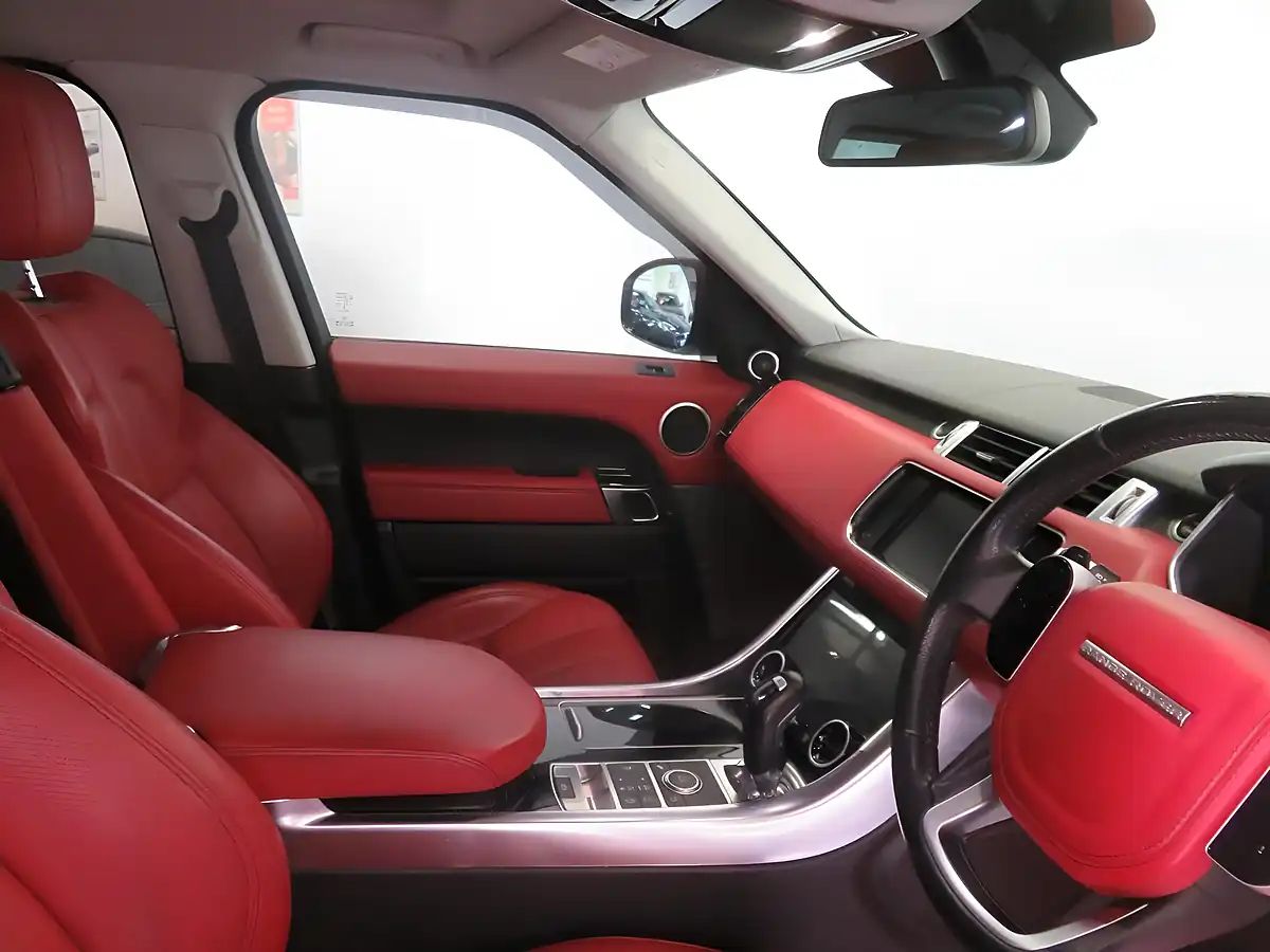 Used 2014 Land Rover Range Rover Sport Hse Dynamic White - Interior and Exterior details 13