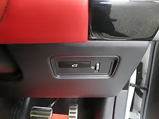 Used 2014 Land Rover Range Rover Sport Hse Dynamic White - Interior and Exterior details 17