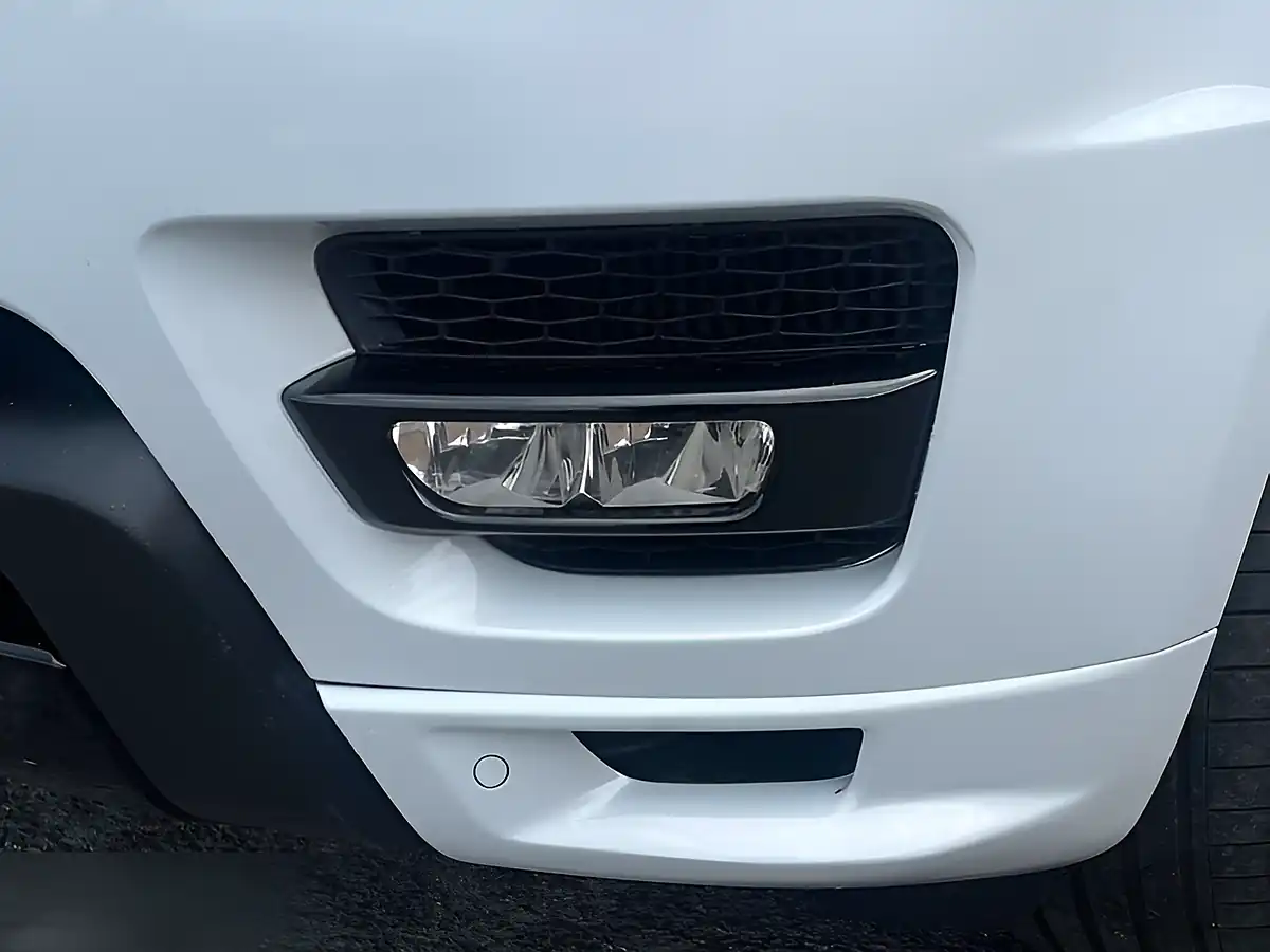 Used 2014 Land Rover Range Rover Sport Hse Fuji White - Interior and Exterior details 10