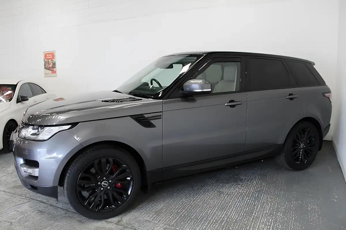 Used 2014 Land Rover Range Rover Sport Hse Grey - Interior and Exterior details 4
