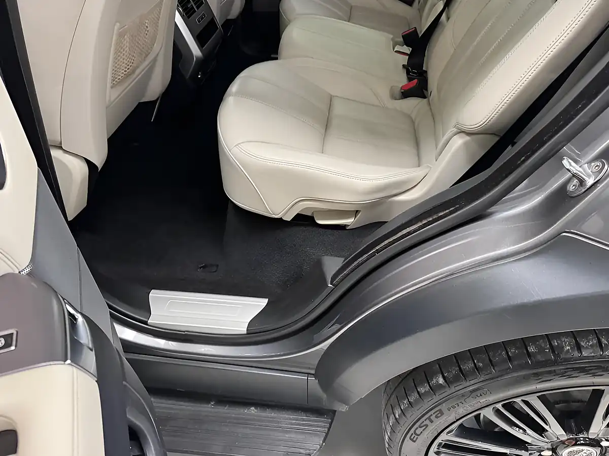 Used 2014 Land Rover Range Rover Sport Hse Grey - Interior and Exterior details 12