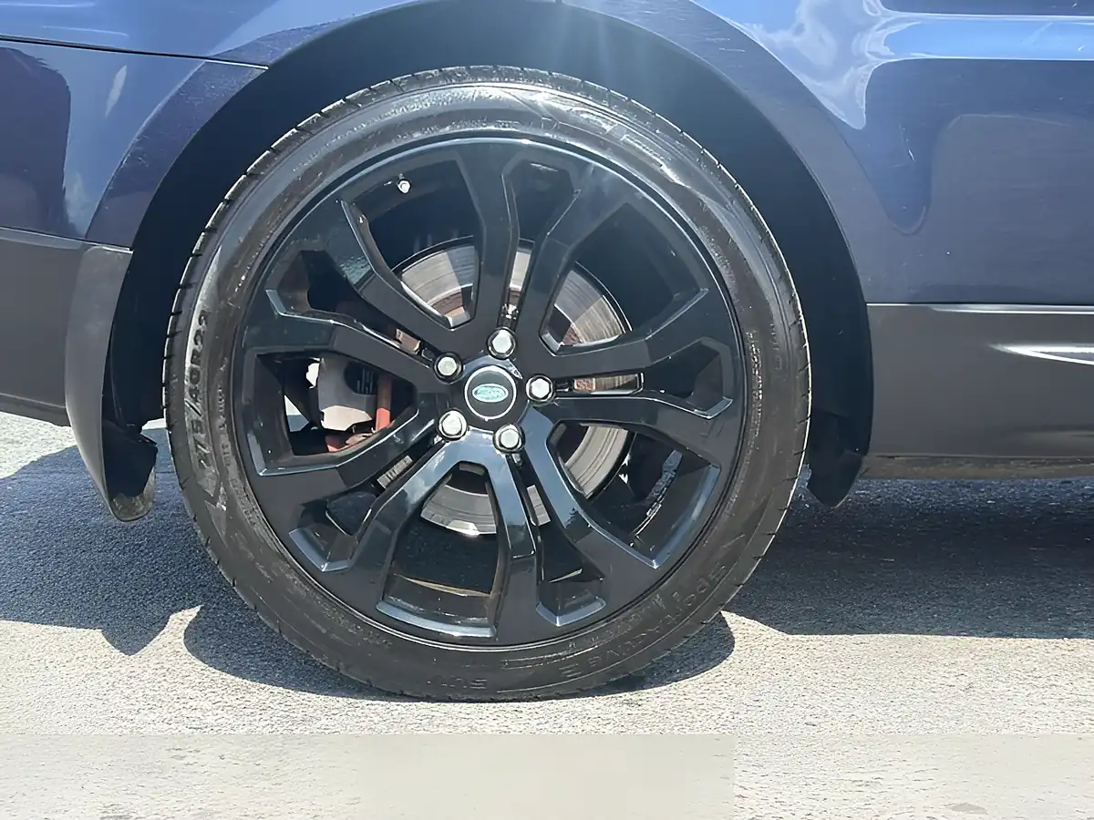 Used 2014 Land Rover Range Rover Sport Hse Loire Blue - Interior and Exterior details 11