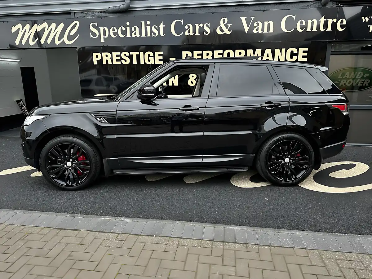 Used 2014 Land Rover Range Rover Sport Hse Santorini Black - Front View