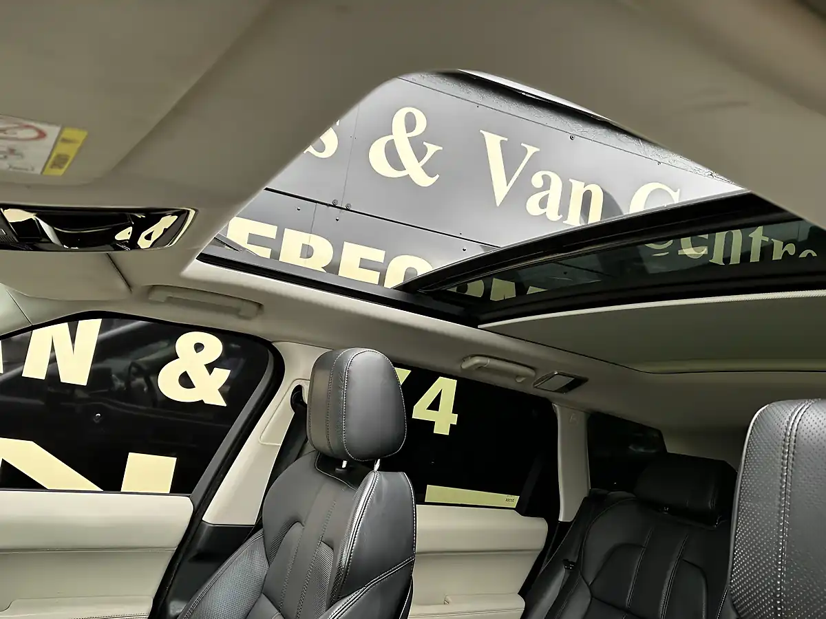 Used 2014 Land Rover Range Rover Sport Hse Santorini Black - Interior and Exterior details 3