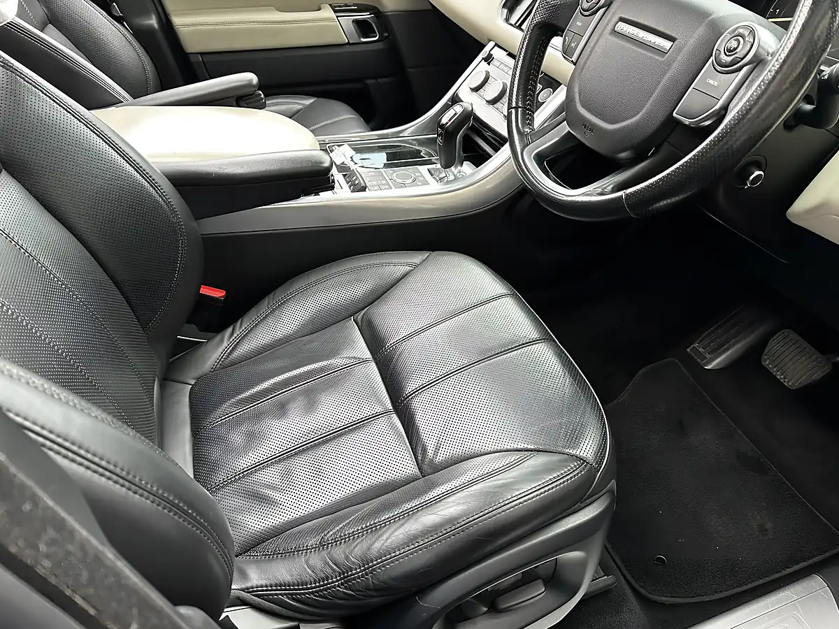 Used 2014 Land Rover Range Rover Sport Hse Santorini Black - Interior and Exterior details 7