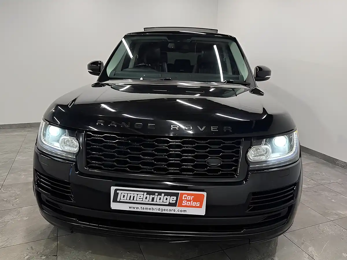 Used 2014 Land Rover Range Rover Vogue Black - Interior and Exterior details 3