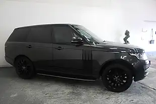 Used 2014 Land Rover Range Rover Vogue Grey - Interior and Exterior details 3