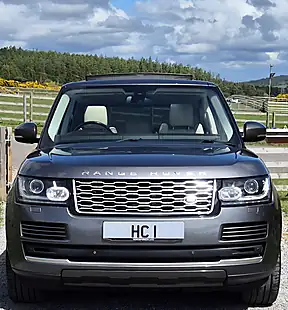Used 2014 Land Rover Range Rover Vogue Grey - Interior and Exterior details 3
