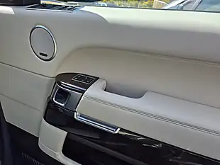 Used 2014 Land Rover Range Rover Vogue Grey - Interior and Exterior details 12
