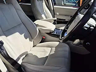 Used 2014 Land Rover Range Rover Vogue Grey - Interior and Exterior details 13