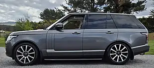 Used 2014 Land Rover Range Rover Vogue Grey - Interior and Exterior details 6