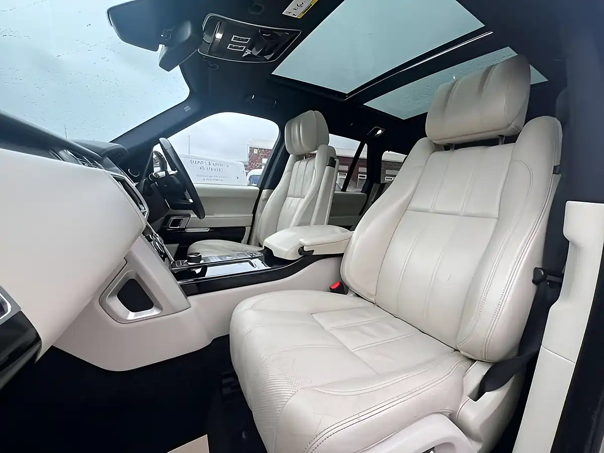 Used 2014 Land Rover Range Rover Vogue Luxor - Interior and Exterior details 12