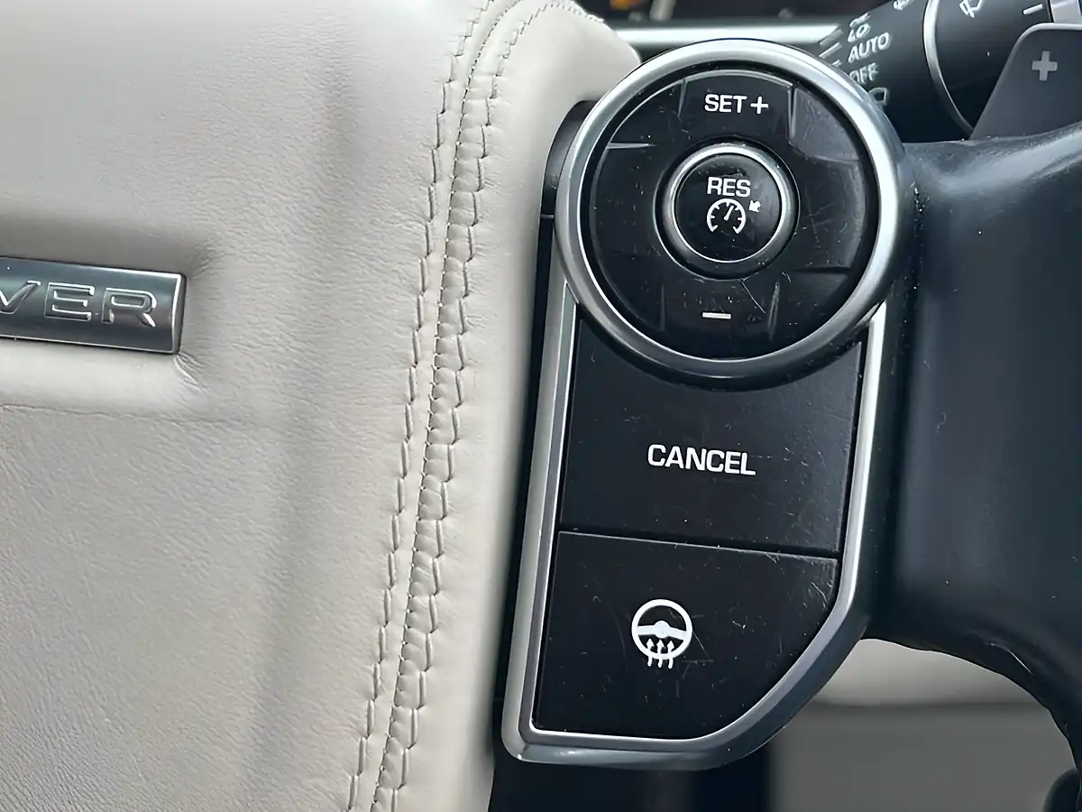 Used 2014 Land Rover Range Rover Vogue Luxor - Interior and Exterior details 19