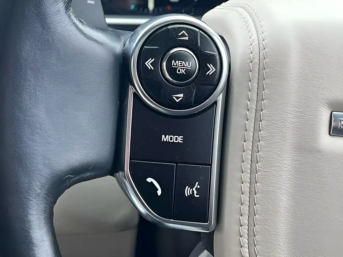 Used 2014 Land Rover Range Rover Vogue Luxor - Interior and Exterior details 20