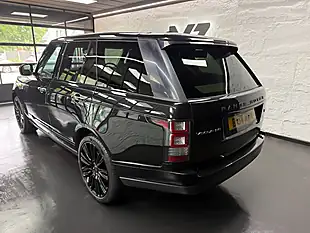 Used 2014 Land Rover Range Rover Vogue Santorini Black - Interior and Exterior details 16
