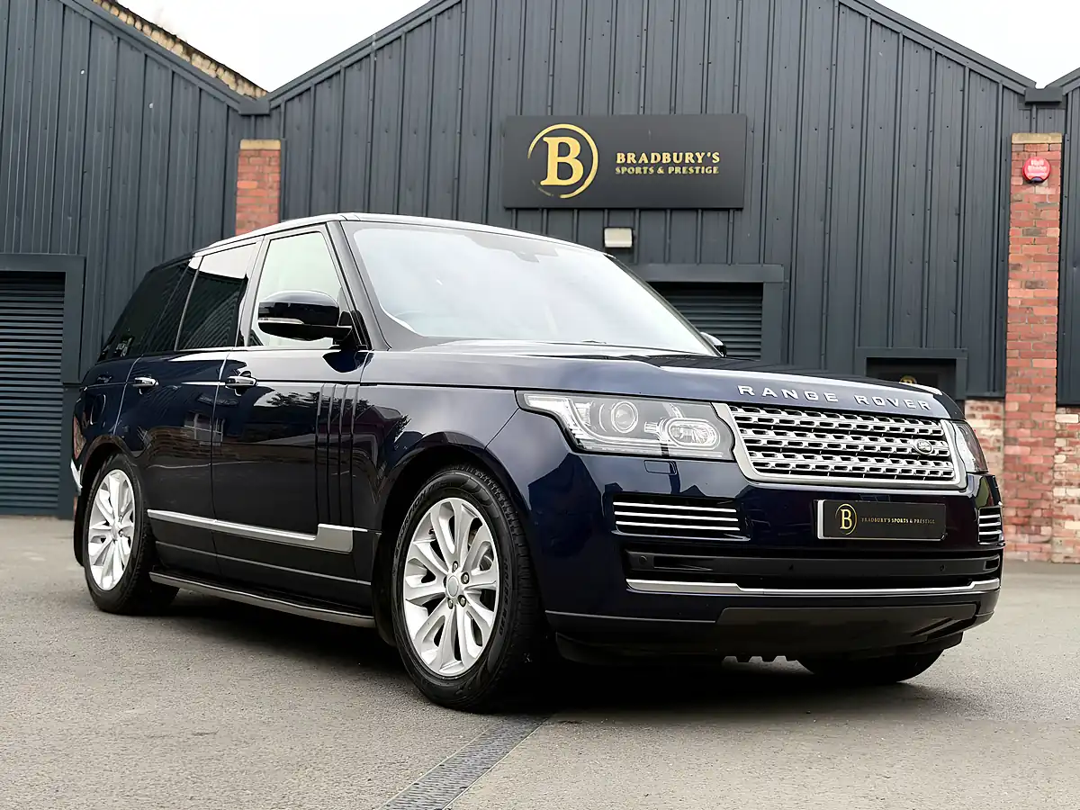 Used 2014 Land Rover Range Rover Vogue Se Blue - Interior and Exterior details 10