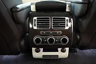Used 2014 Land Rover Range Rover Vogue Se Grey - Interior and Exterior details 11