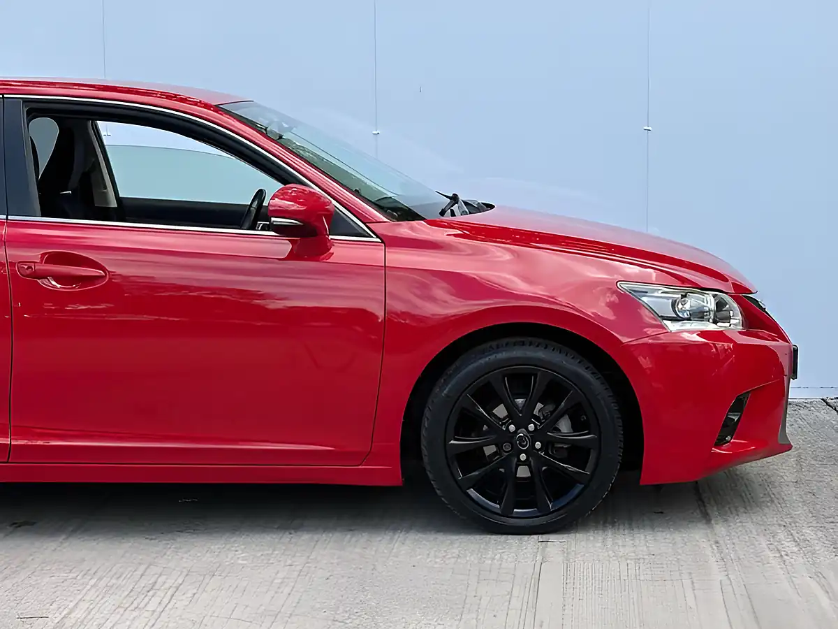 Used 2014 Lexus Ct Advance Fuji Red - Interior and Exterior details 10