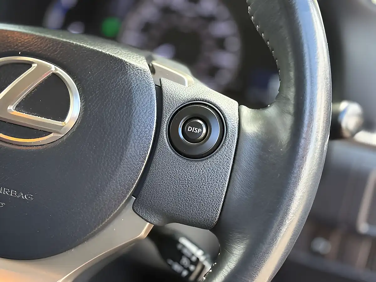 Used 2014 Lexus Ct Advance Fuji Red - Interior and Exterior details 18