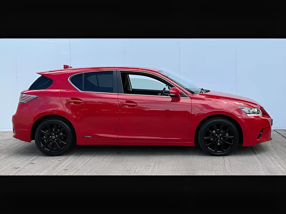 Used 2014 Lexus Ct Advance Fuji Red - Interior and Exterior details 2