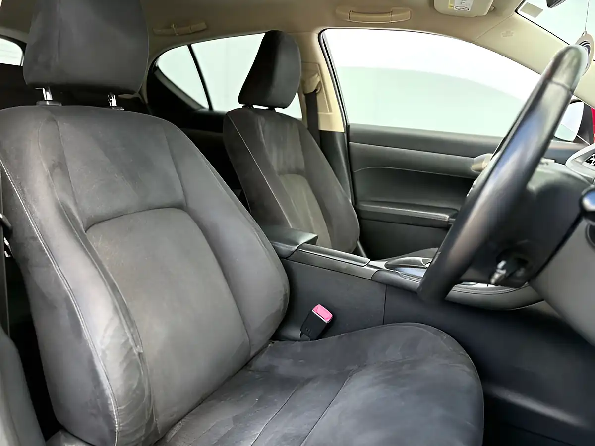 Used 2014 Lexus Ct Advance Fuji Red - Interior and Exterior details 20