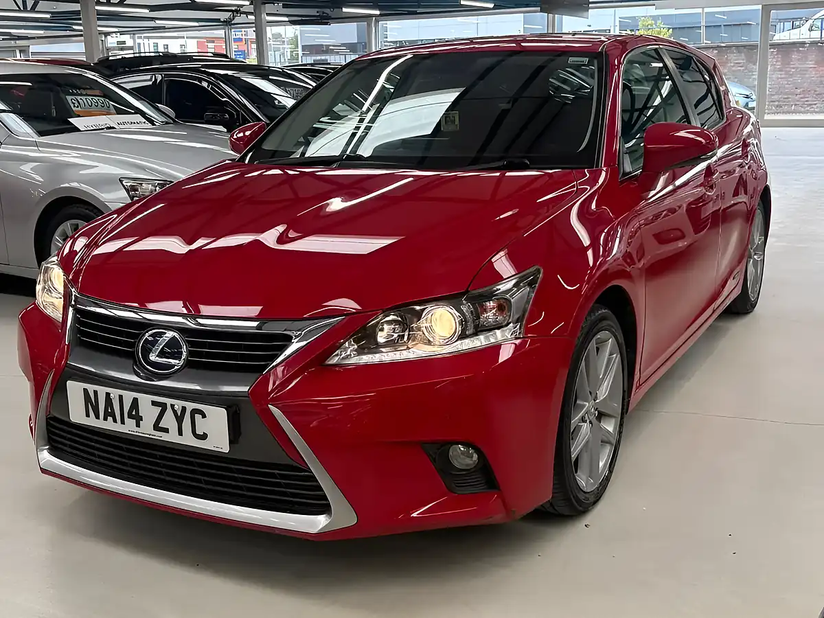 Used 2014 Lexus Ct Advance Red - Interior and Exterior details 10