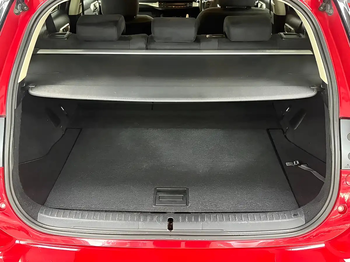 Used 2014 Lexus Ct Advance Red - Interior and Exterior details 19