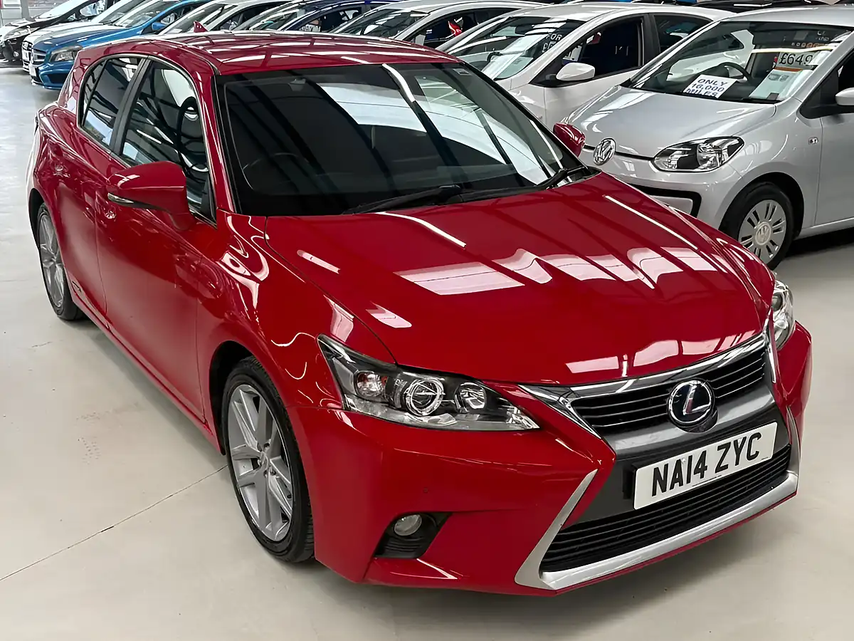 Used 2014 Lexus Ct Advance Red - Interior and Exterior details 4