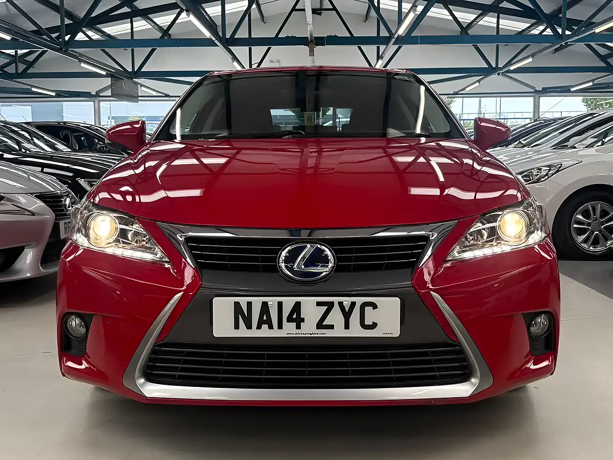Used 2014 Lexus Ct Advance Red - Interior and Exterior details 5