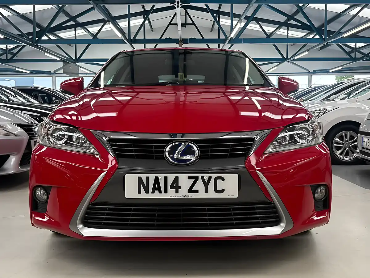 Used 2014 Lexus Ct Advance Red - Interior and Exterior details 9