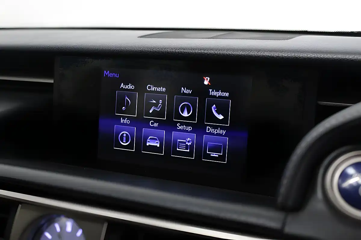 Used 2014 Lexus Is Se Silver - Interior and Exterior details 13