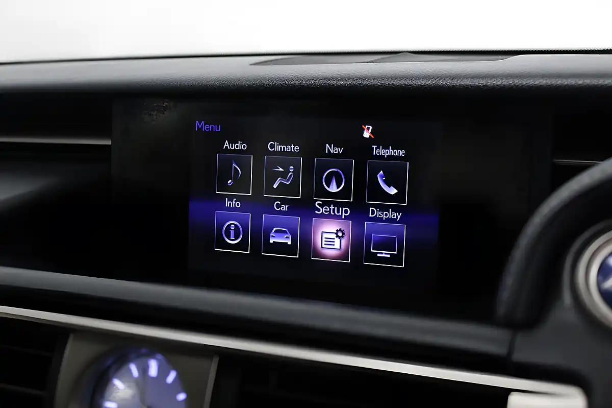 Used 2014 Lexus Is Se Silver - Interior and Exterior details 15