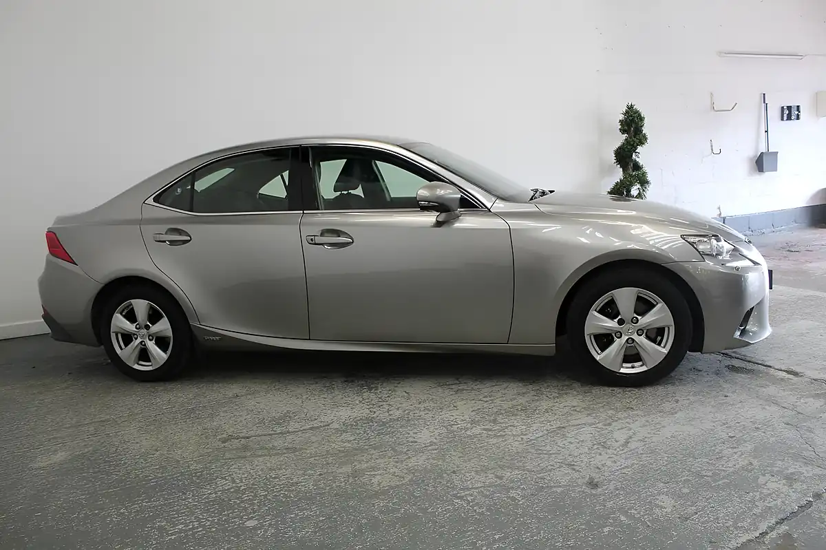 Used 2014 Lexus Is Se Silver - Interior and Exterior details 3