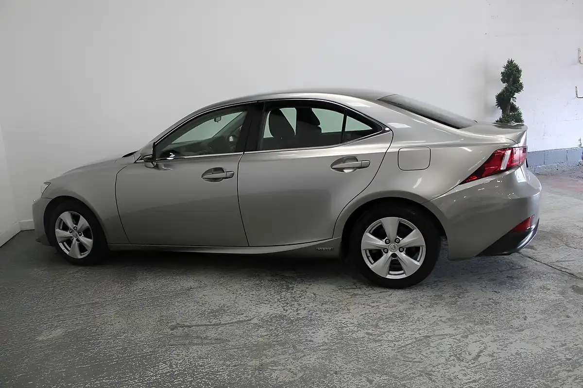 Used 2014 Lexus Is Se Silver - Interior and Exterior details 7