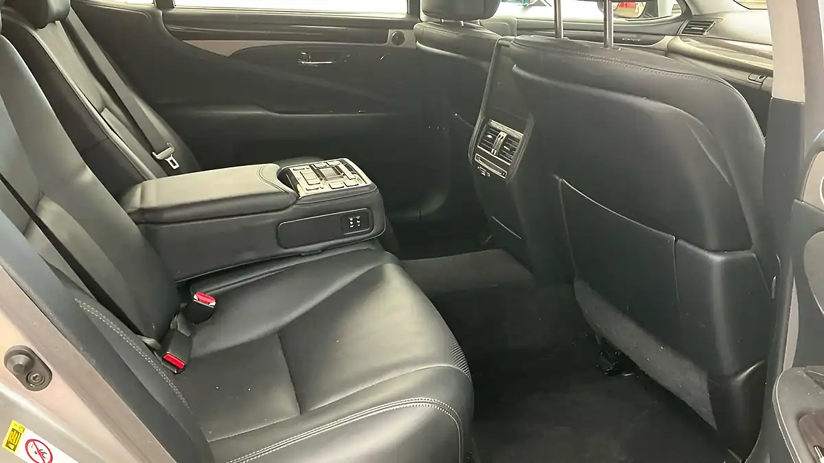 Used 2014 Lexus Ls Premier Silver - Interior and Exterior details 19