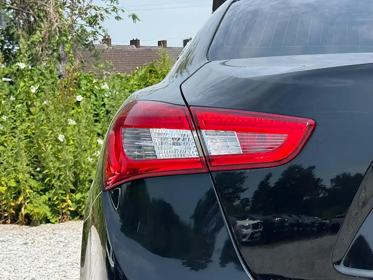 Used 2014 Maserati Ghibli Black - Interior and Exterior details 18