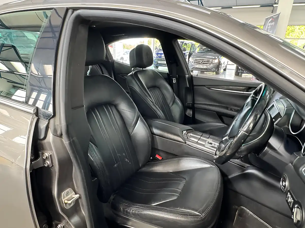 Used 2014 Maserati Ghibli Grey - Interior and Exterior details 8