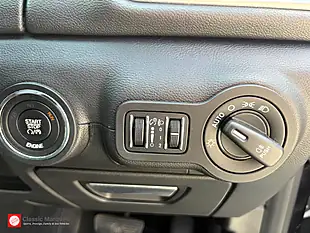 Used 2014 Maserati Ghibli Saloon Black - Interior and Exterior details 14
