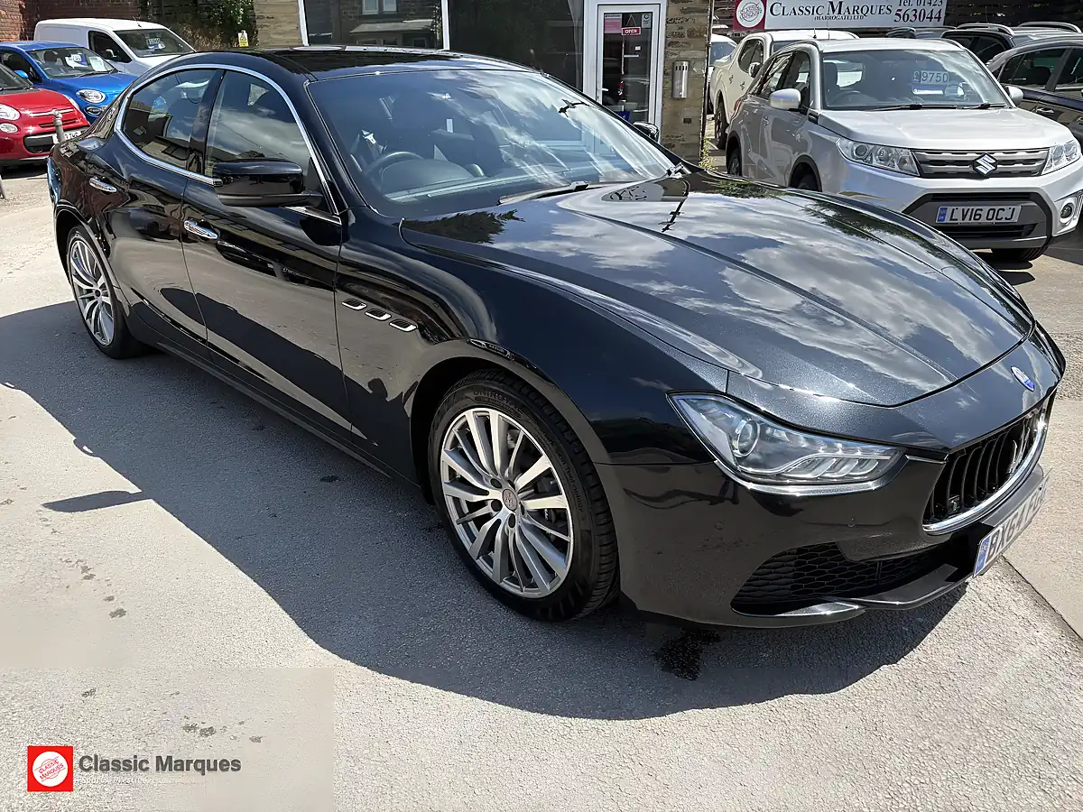 Used 2014 Maserati Ghibli Saloon Black - Interior and Exterior details 6