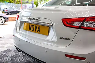 Used 2014 Maserati Ghibli Saloon White - Interior and Exterior details 13